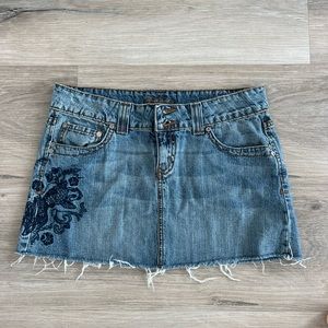 VINTAGE DENIM MINI SKIRT